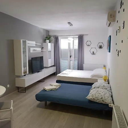 2 Apartament *